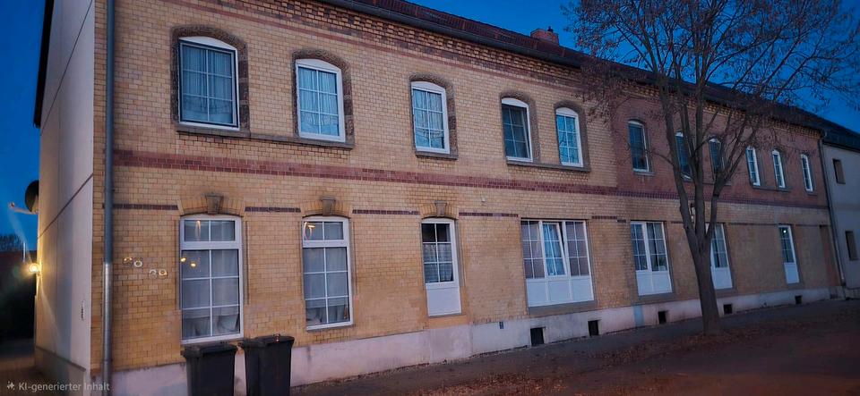 Etagenwohnung Bitterfeld-Wolfen Greppin - 3 Zimmer, 74 m&sup2;, 467&euro; | Angebot:25551044