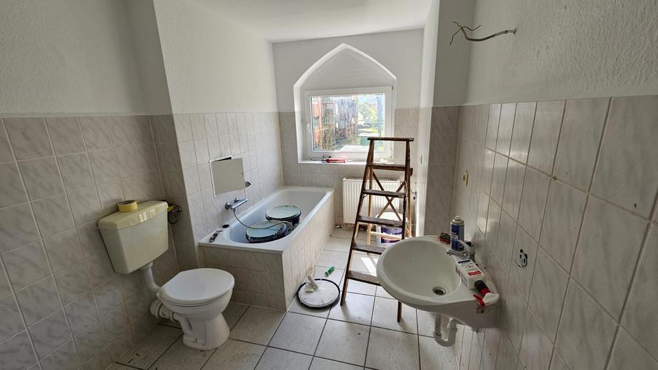Etagenwohnung Köthen (Anhalt) - 4 Zimmer, 96 m&sup2;, 550&euro; | Angebot:26458945