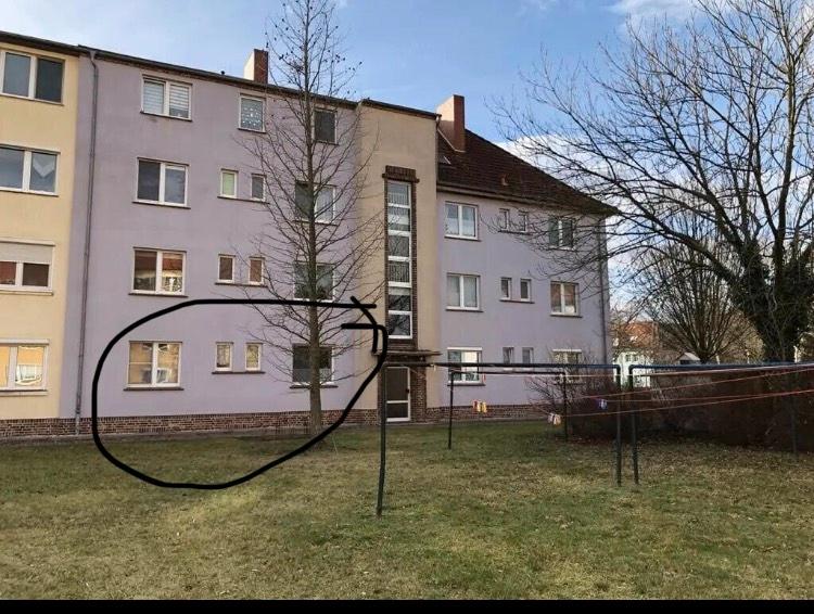 Erdgeschoßwohnung Bitterfeld-Wolfen Wolfen - 3 Zimmer, 82 m&sup2;, 130.000&euro; | Angebot:27204381