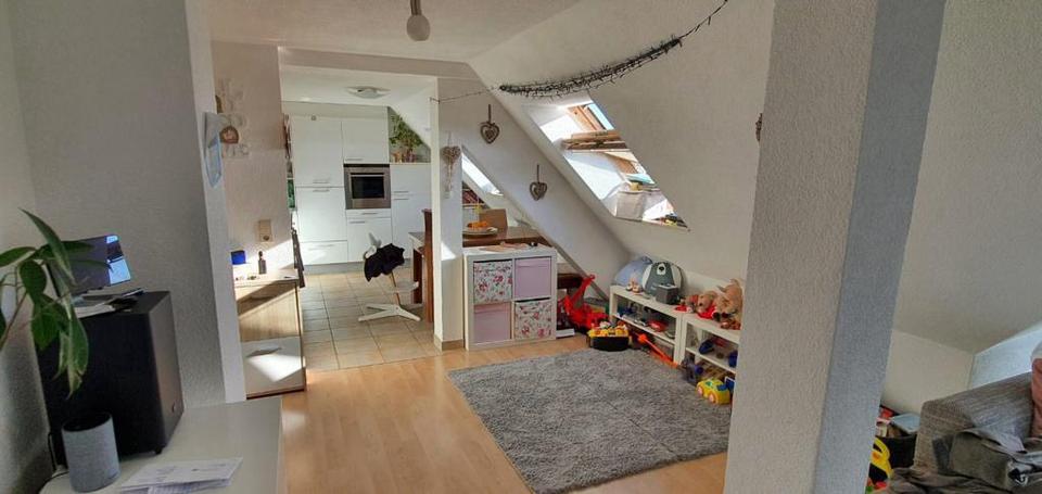 Dachgeschoßwohnung Halle (Saale) Silberhöhe - 3 Zimmer, 83 m&sup2;, 670&euro; | Angebot:24682954