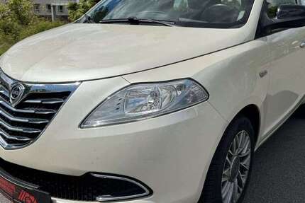 Lancia Ypsilon 65.874 km 7.800 € Leipzig 04129