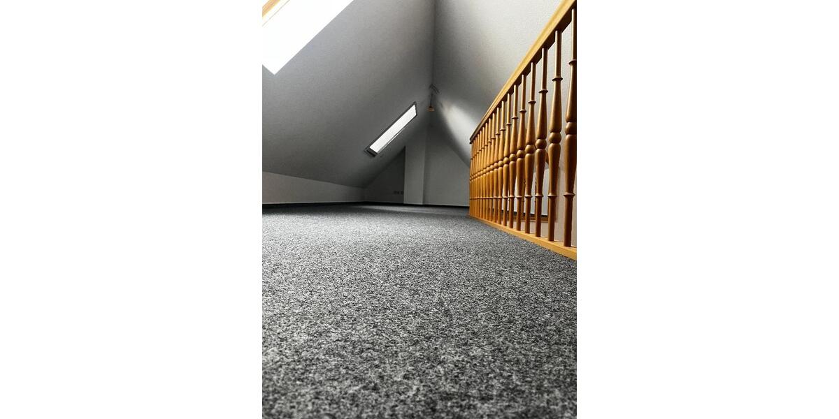 Dachgeschoßwohnung Querfurt - 2.5 Zimmer, 74 m&sup2;, 407&euro; | Angebot:25979197