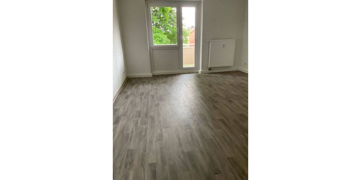 Etagenwohnung Bitterfeld-Wolfen Bitterfeld - 3 Zimmer, 60 m&sup2;, 425&euro; | Angebot:26918252