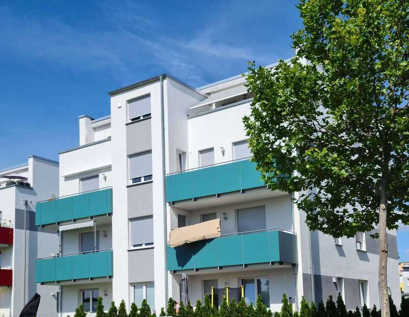 Wohnung zum Mieten in Halle 900 € 75 m²