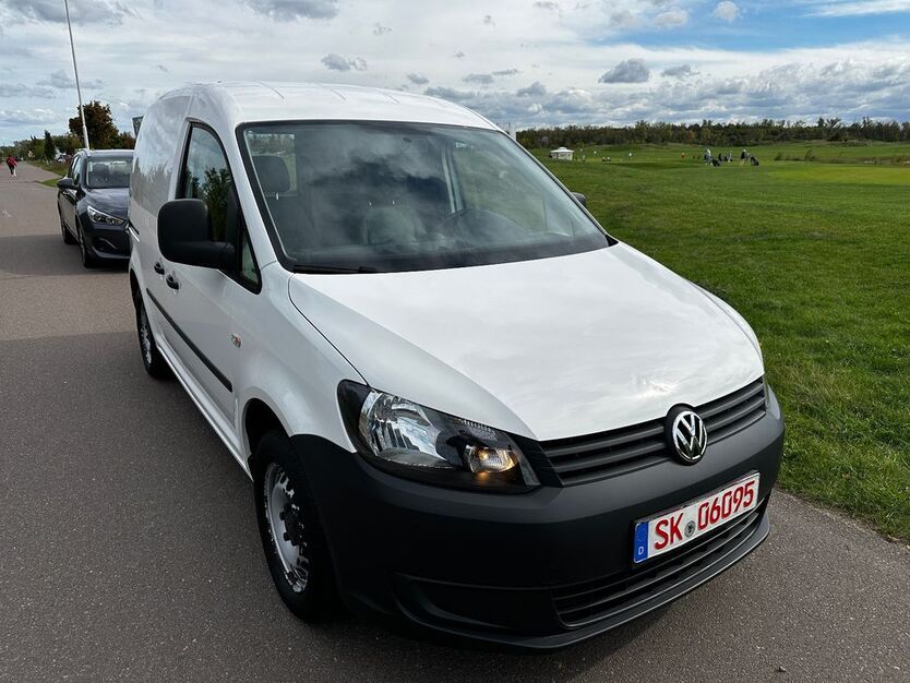 VW Caddy 90.000 km 8.999 € HALLE 06116