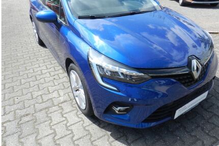 Renault Clio 13.287 km 14.995 &euro; Wolfen 06766