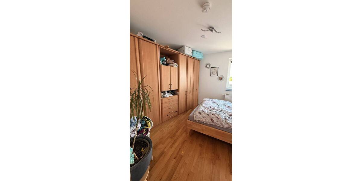 Etagenwohnung Markranstädt Quesitz - 5 Zimmer, 134 m&sup2;, 1.300&euro; | Angebot:26763989