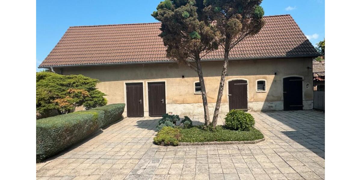 Einfamilienhaus Querfurt - 10 Zimmer, 196 m&sup2;, 200.000&euro; | Angebot:26075362