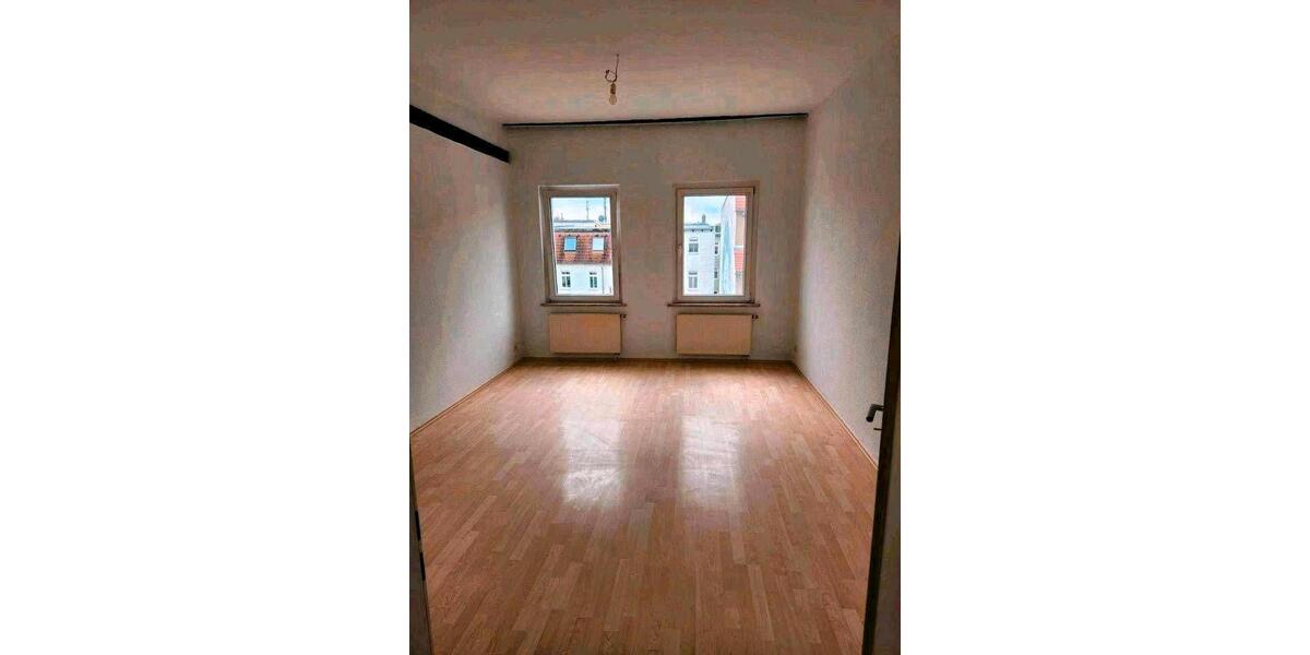 Dachgeschoßwohnung Halle (Saale) - 2 Zimmer, 79 m&sup2;, 109.000&euro; | Angebot:26114166