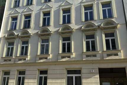 Wohnung zum Mieten in Halle 413 € 56.19 m²