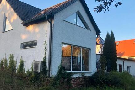 Einfamilienhaus (ca.270m²) mit 3.000m² Grundstück, provisionsfrei 8 zimmer