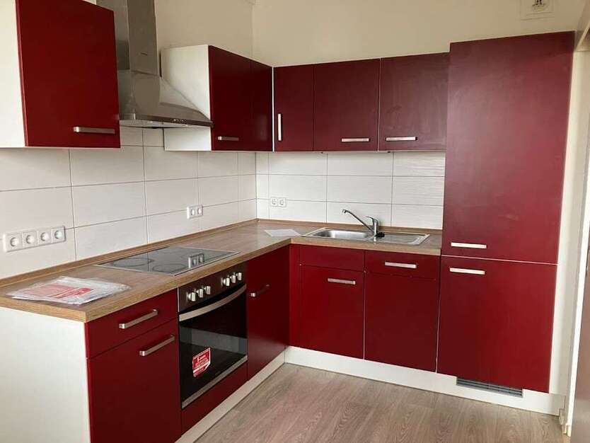 Wohnung zum Mieten in Halle (Saale) 369,42 € 56.52 m²