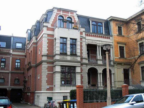 Wohnung zum Mieten in Halle 250 € 29.14 m² 1 zimmer