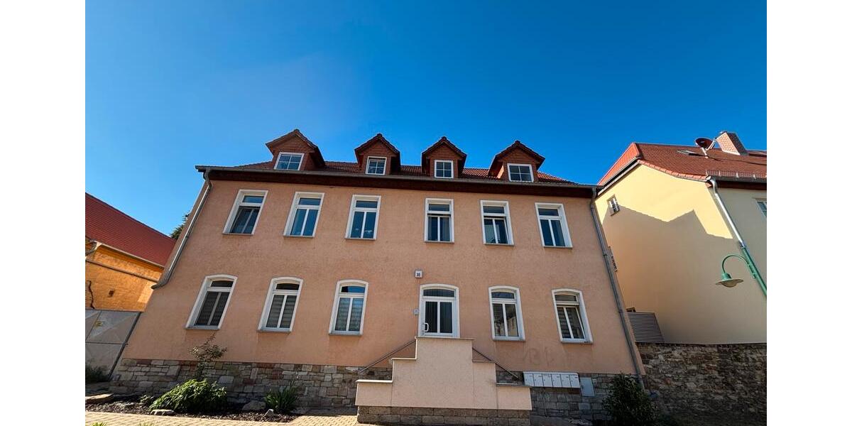 Dachgeschoßwohnung Braunsbedra Frankleben - 2 Zimmer, 35 m&sup2;, 450&euro; | Angebot:26431111