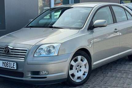 Toyota Avensis 225.000 km 2.499 &euro; Bitterfeld-Wolfen 06766