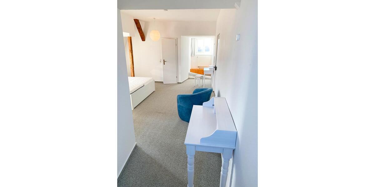 Dachgeschoßwohnung Halle (Saale) - 3 Zimmer, 75 m&sup2;, 1.290&euro; | Angebot:26008357