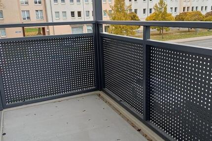 Moderne Zweiraumwohnung- Erstbezug nach Sanierung! - 1. OG links zimmer