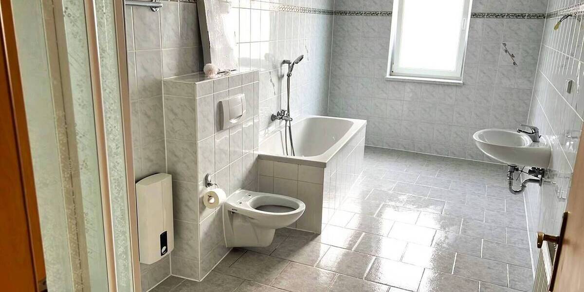 Etagenwohnung Delitzsch - 2 Zimmer, 82 m&sup2;, 150.000&euro; | Angebot:19299939