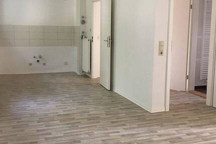 Wohnung Bad Dürrenberg - 3 Zimmer, 54 m&sup2;, 355&euro; | Angebot:26819789