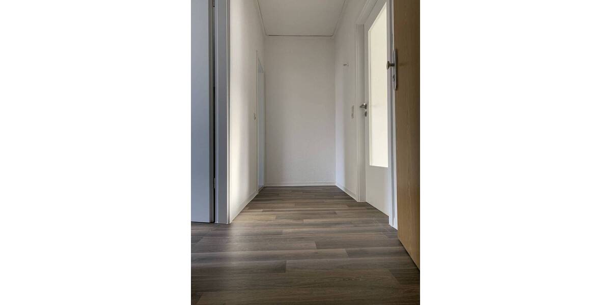Etagenwohnung Bad Dürrenberg Lennewitz - 2 Zimmer, 48 m&sup2;, 308&euro; | Angebot:26933661
