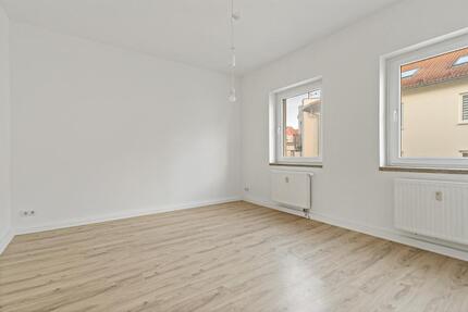Wohnung Halle (Saale) Büschdorf - 2.5 Zimmer, 73 m&sup2;, 589&euro; | Angebot:25540634