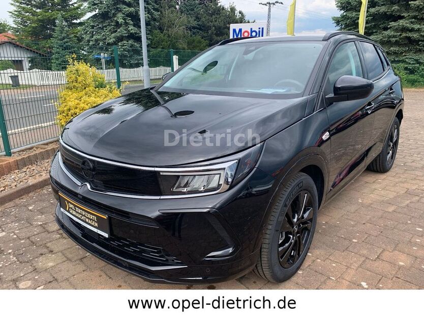 Opel Grandland (X) 15.800 km 24.900 € Salzatal OT Schwittersdorf 06198