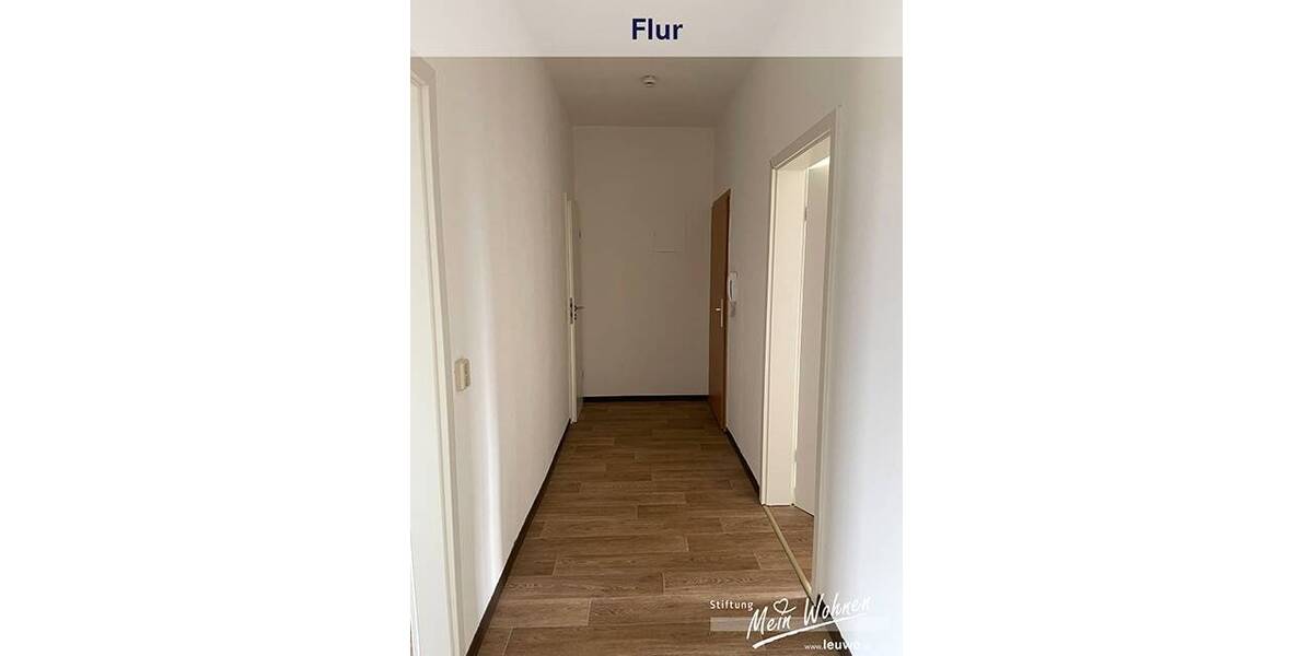 Etagenwohnung Halle Lutherplatz - 3 Zimmer, 80 m&sup2;, 700&euro; | Angebot:26766698