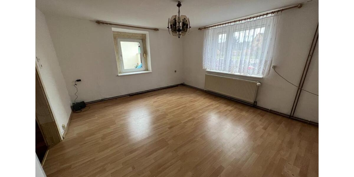 Einfamilienhaus Eisleben (Lutherstadt) - 4.5 Zimmer, 95 m&sup2;, 54.000&euro; | Angebot:24291947