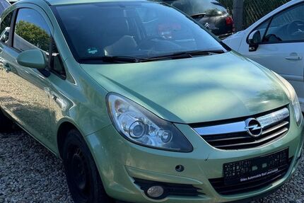 Opel Corsa 199.921 km 1.999 &euro; Bad Lauchstädt 06246