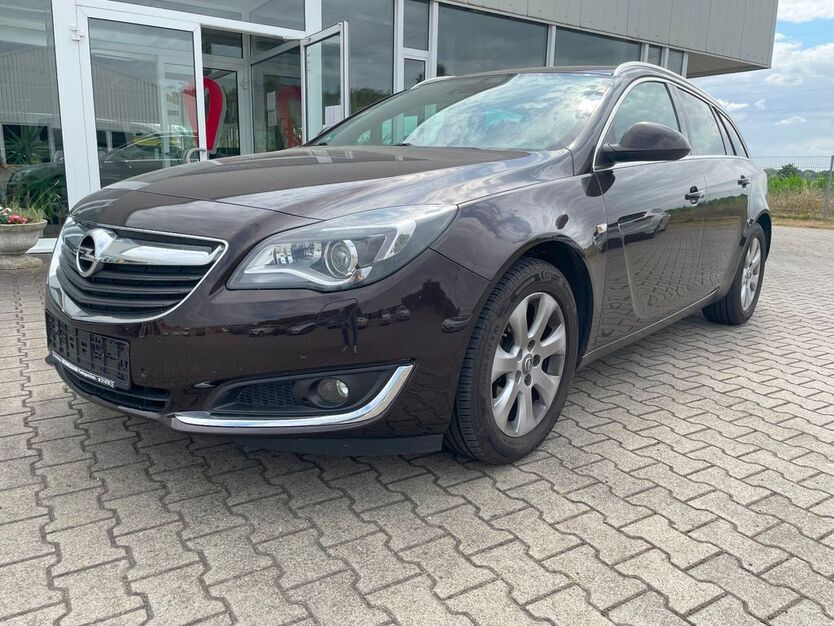 Opel Insignia 100.683 km 8.750 € Südliches Anhalt OT Radegast 06369
