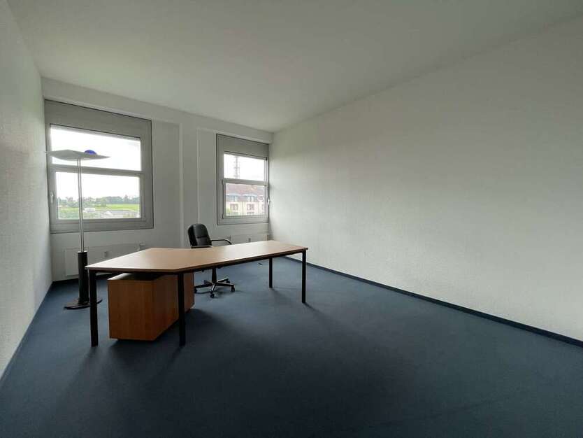 430m² Bürofläche in gut angebundener Lage Nahe der A9!