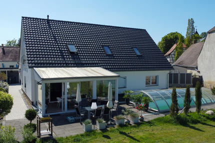 Modernes Traumhaus mit Gartenidyll!