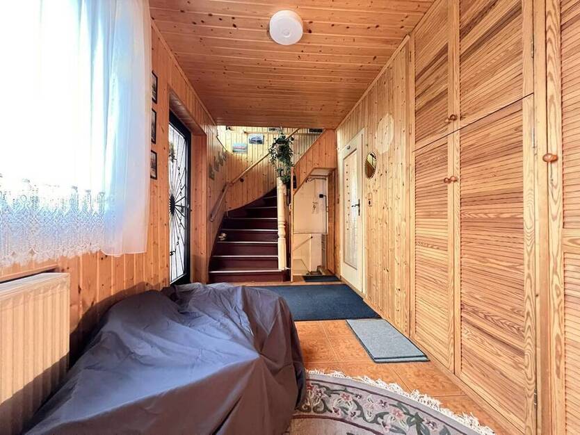 Idyllisches Einfamilenhaus mit Garage, überdachter Terrasse u. Garten in unmittelbarer Goitzschenähe