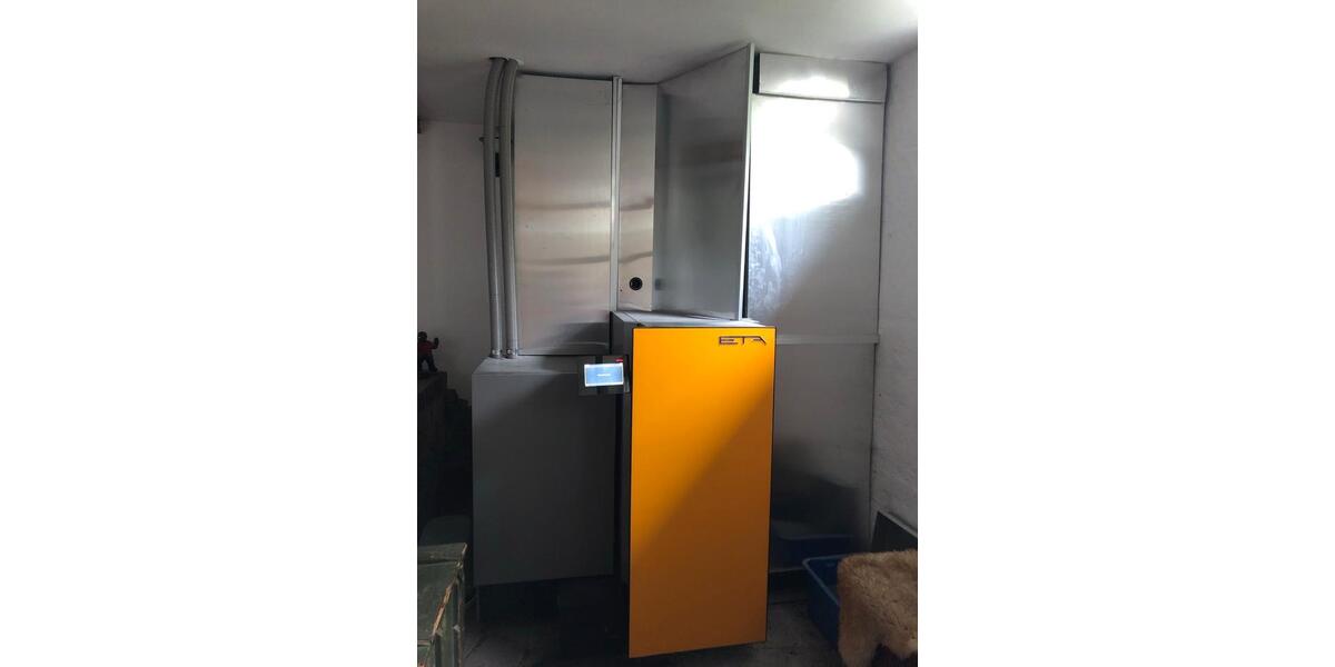 Einfamilienhaus Leuna - 8 Zimmer, 270 m&sup2;, 420.000&euro; | Angebot:23634405