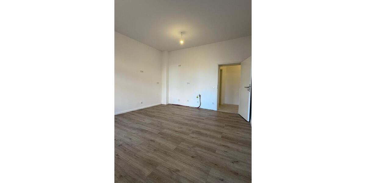 Etagenwohnung Halle (Saale) Damaschkestraße - 3 Zimmer, 72 m&sup2;, 720&euro; | Angebot:26672030
