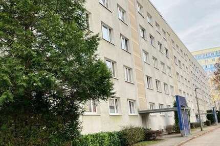 Wohnung zum Mieten in Halle (Saale) 167 € 25.51 m² 1 zimmer