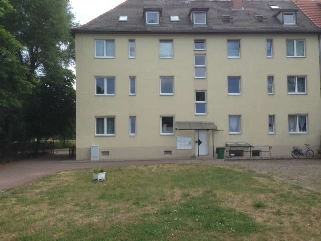 Etagenwohnung Merseburg Neumarkt (Vorstadt) - 1 Zimmer, 23 m&sup2;, 230&euro; | Angebot:24717031