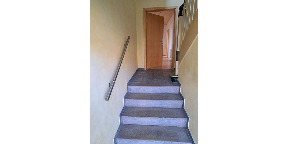 Etagenwohnung Leuna - 3 Zimmer, 95 m&sup2;, 180.000&euro; | Angebot:25471766