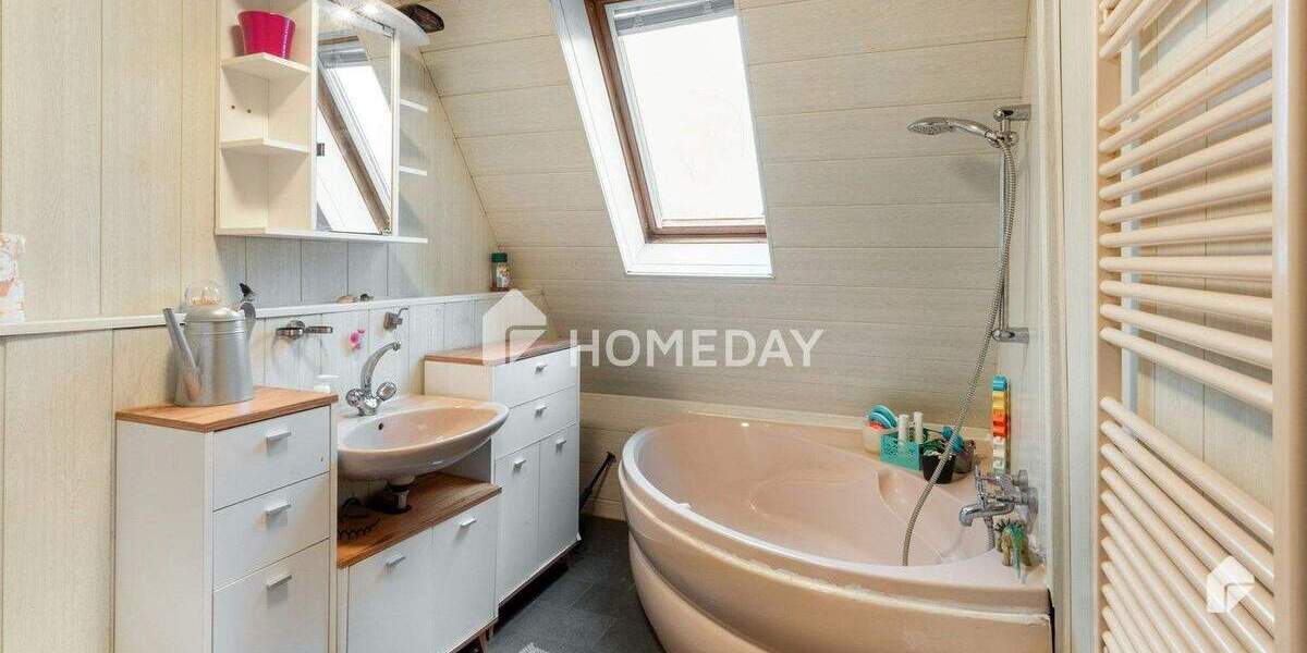 Doppelhaushälfte Leuna - 4 Zimmer, 110 m&sup2;, 179.000&euro; | Angebot:24657998