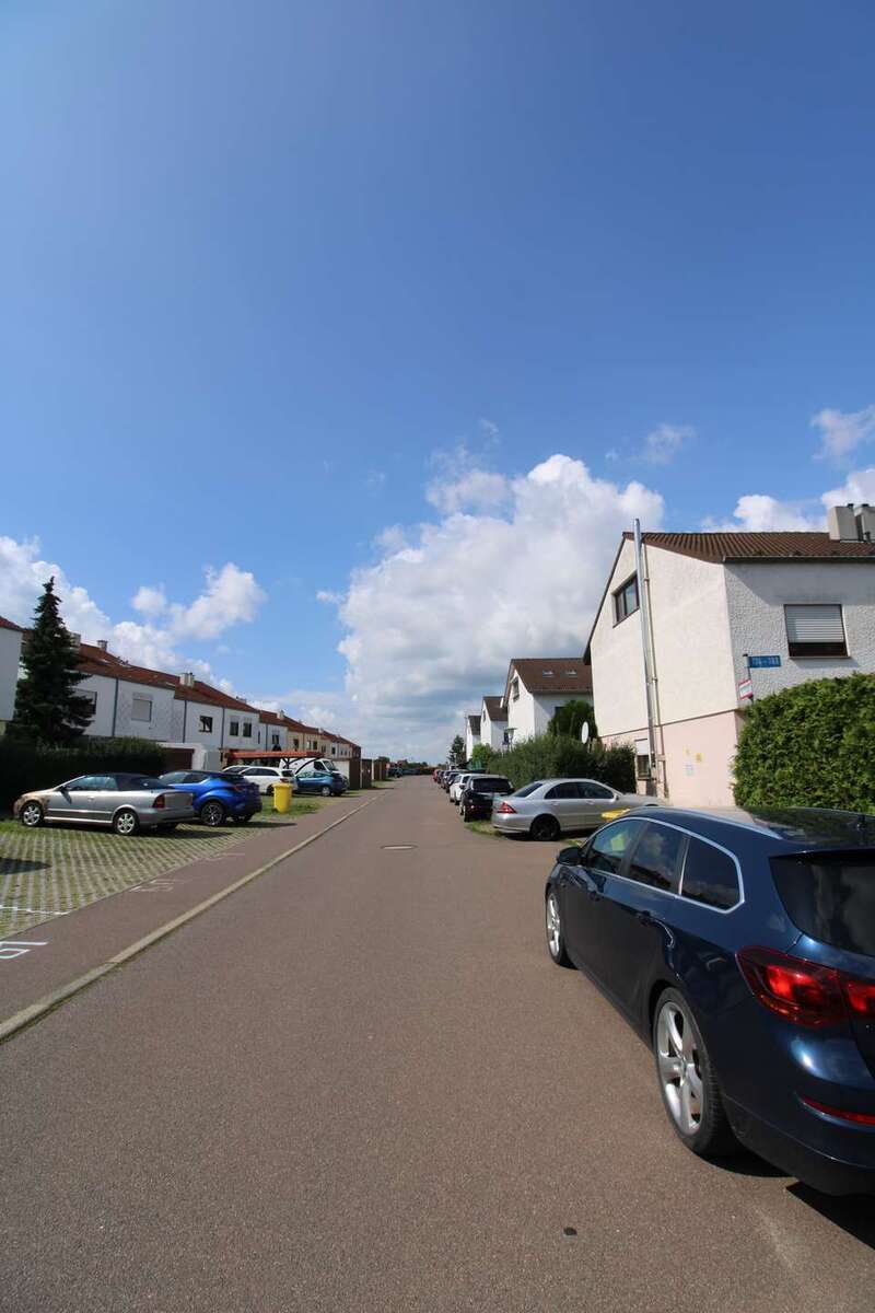 Investieren mit Weitblick: Leipziger Umland, ca. 6 % Rendite, Garage inklusive 5 zimmer