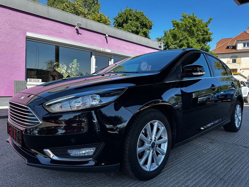 Ford Focus 104.036 km 11.990 € Kabelsketal OT Gröbers 06184