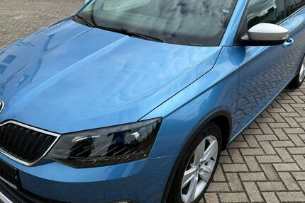 Skoda Fabia 109.000 km 9.599 &euro; Bitterfeld 06749