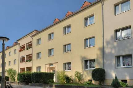 Wohnung Halle Landrain - 3 Zimmer, 65 m&sup2;, 585&euro; | Angebot:27090951