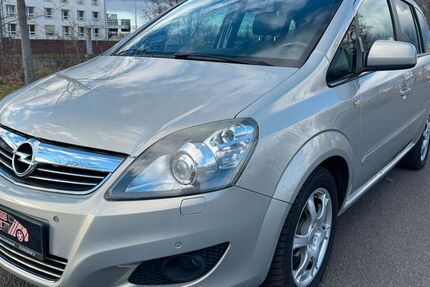 Opel Zafira 116.477 km 8.900 € Leipzig 04129
