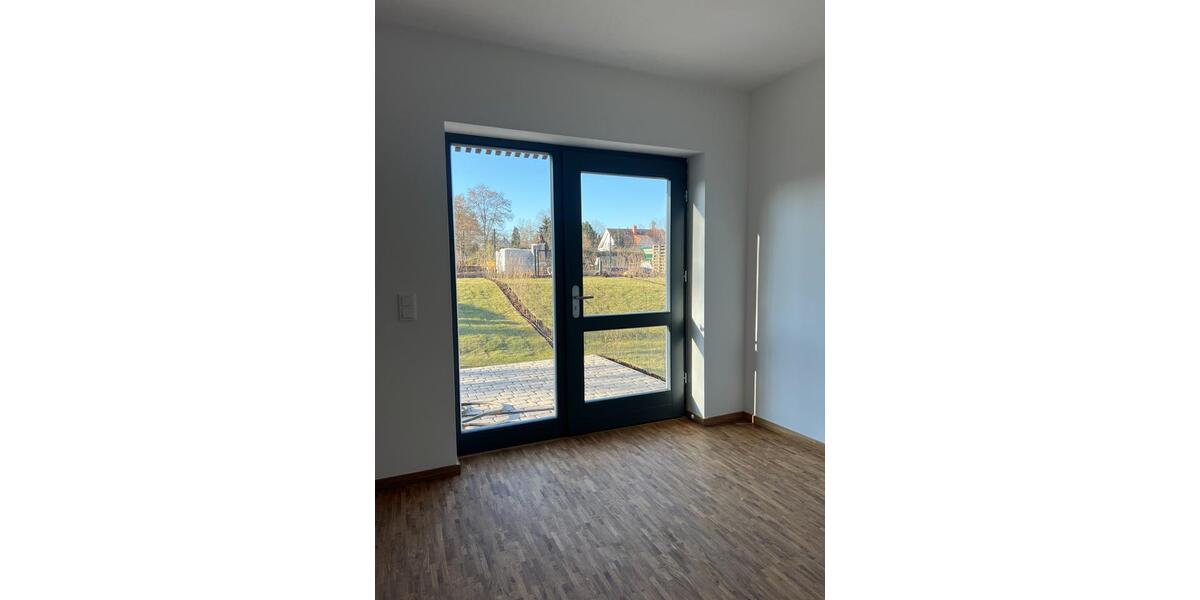 Maisonettenwohnung Halle (Saale) Büschdorf - 4 Zimmer, 156 m&sup2;, 2.267&euro; | Angebot:25614456