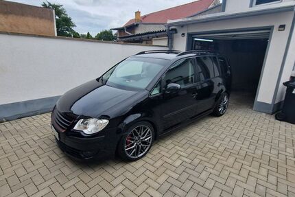 VW Touran 254.867 km 2.700 &euro; Seegebiet Mansfelder land 06317