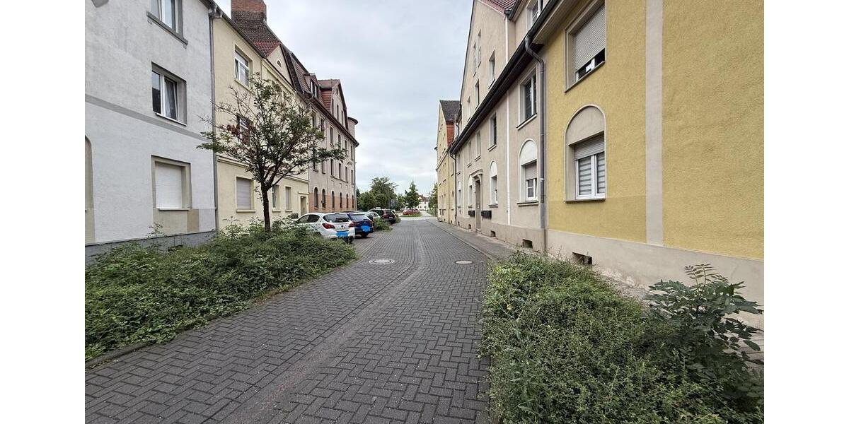 Erdgeschoßwohnung Bitterfeld-Wolfen Bitterfeld - 3 Zimmer, 78 m&sup2;, 500&euro; | Angebot:22081258