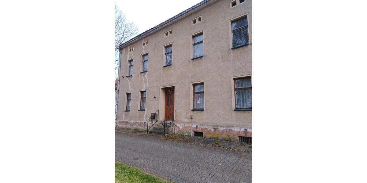 Mehrfamilienhaus, Wohnhaus Querfurt - 10 Zimmer, 300 m&sup2;, 250.000&euro; | Angebot:24852051