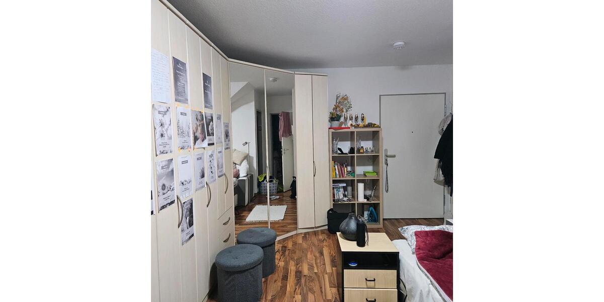 Dachgeschoßwohnung Schkeuditz - 1 Zimmer, 35 m&sup2;, 420&euro; | Angebot:24693831