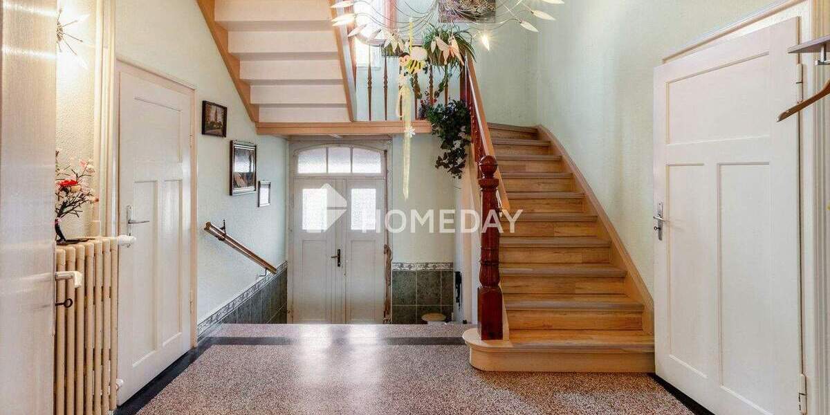 Einfamilienhaus Landsberg Oppin - 8 Zimmer, 240 m&sup2;, 230.000&euro; | Angebot:25212874